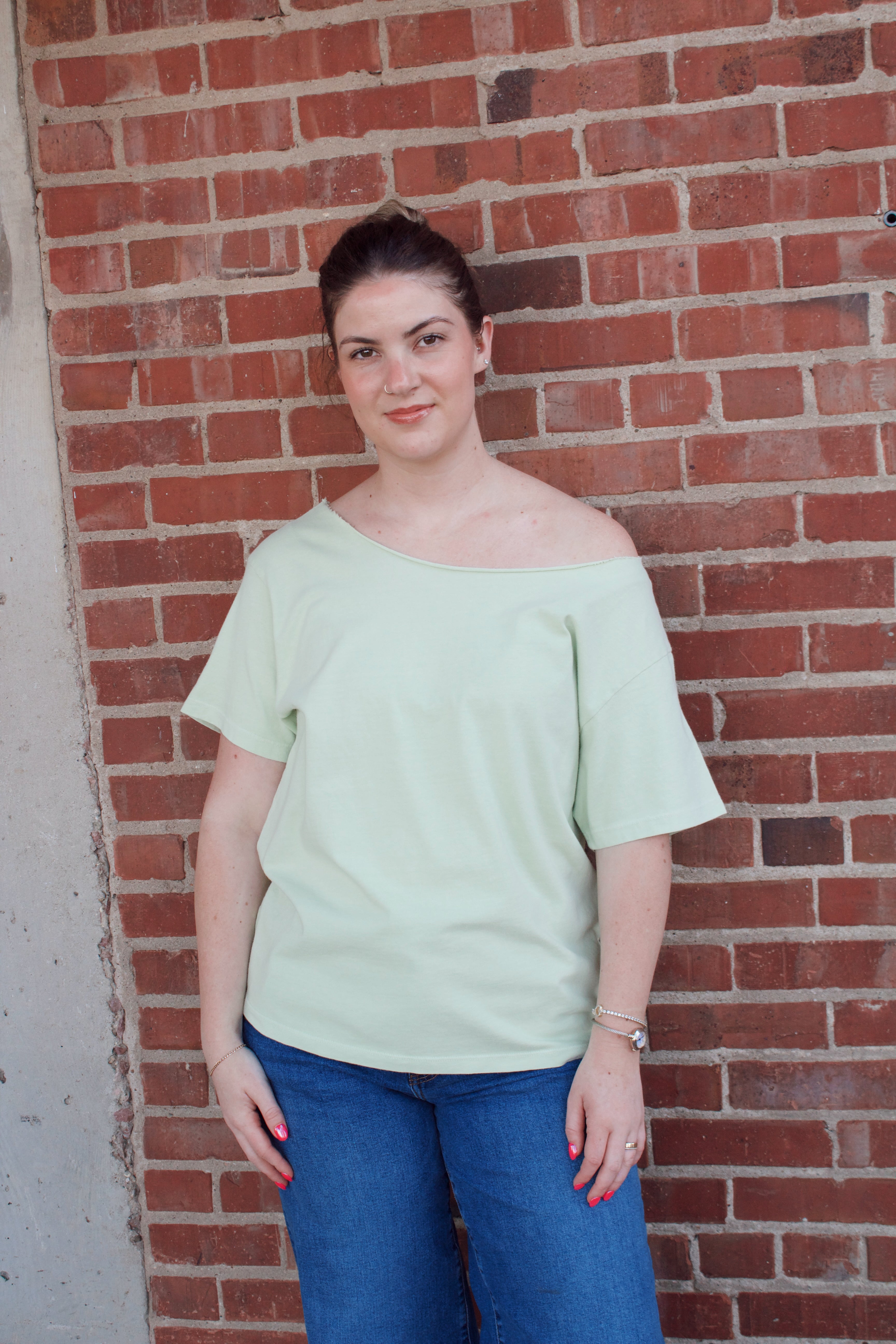 Off Shoulder Tee | Threads